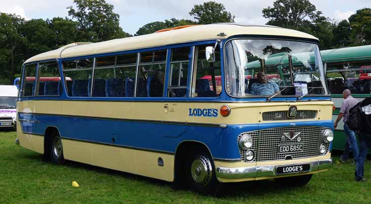 Lodges Coaches Bedford SB13 Duple EDD685C